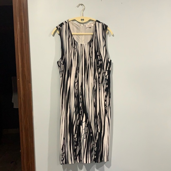 Calvin Klein Dresses & Skirts - Calvin Klein Monochrome Striped Midi Dress